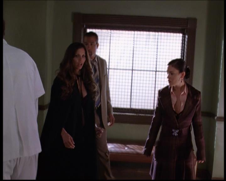Charmed-Online-dot-710WitchnessProtection1440.jpg