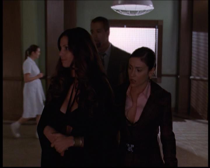Charmed-Online-dot-710WitchnessProtection1466.jpg