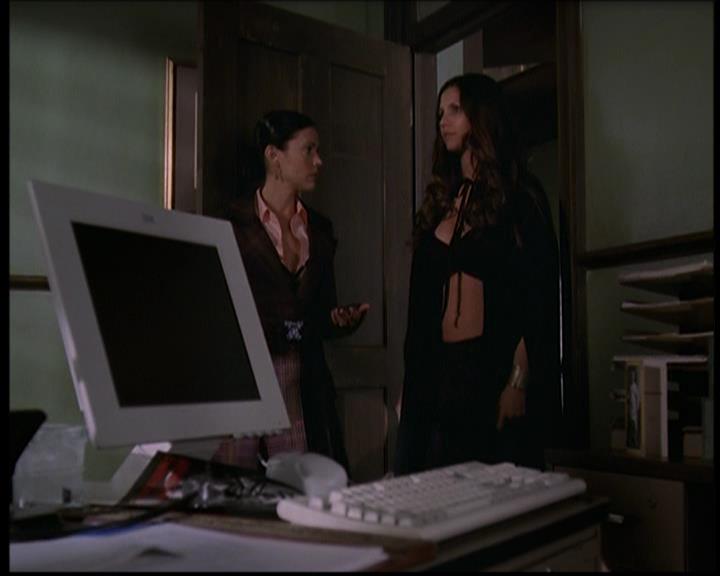 Charmed-Online-dot-710WitchnessProtection1477.jpg