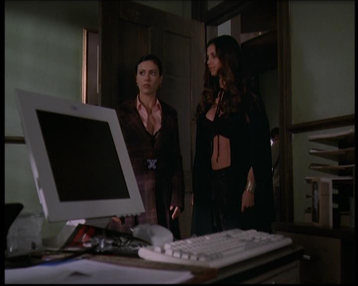 Charmed-Online-dot-710WitchnessProtection1479.jpg