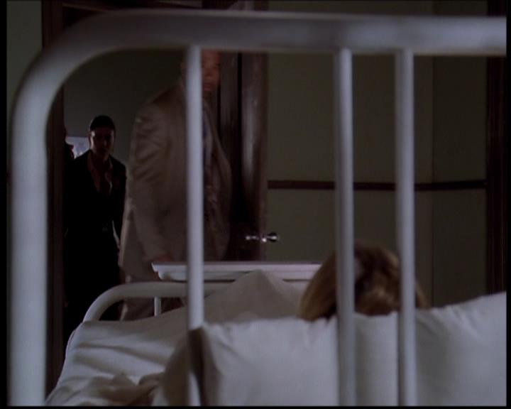 Charmed-Online-dot-710WitchnessProtection1487.jpg