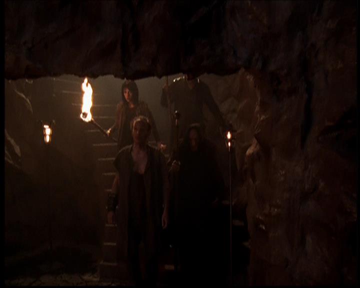 Charmed-Online-dot-710WitchnessProtection1581.jpg