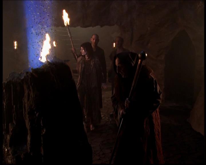 Charmed-Online-dot-710WitchnessProtection1591.jpg