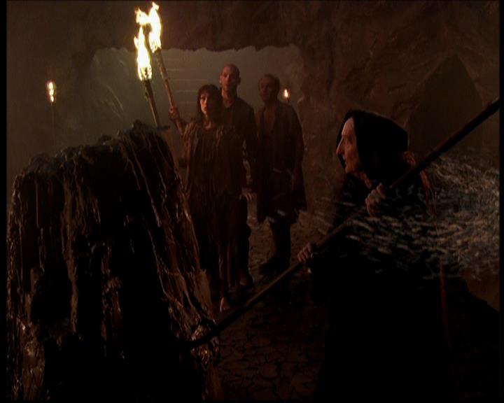 Charmed-Online-dot-710WitchnessProtection1608.jpg
