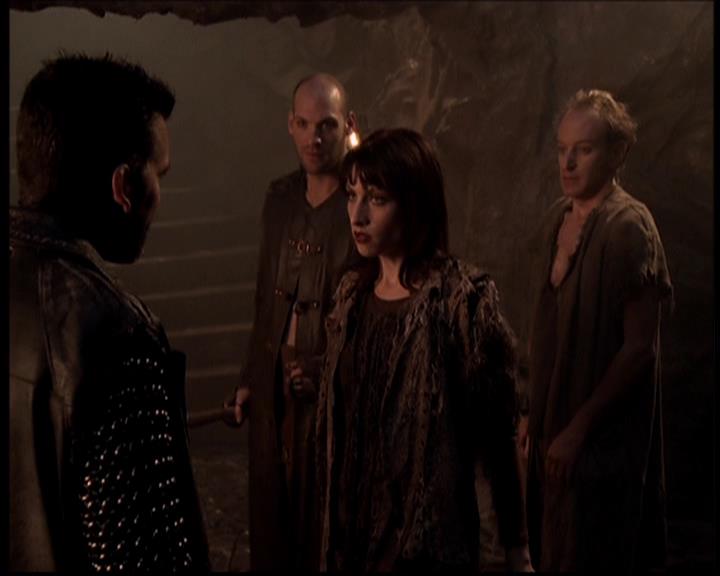 Charmed-Online-dot-710WitchnessProtection1639.jpg