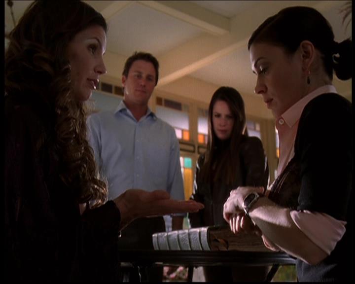Charmed-Online-dot-710WitchnessProtection1857.jpg
