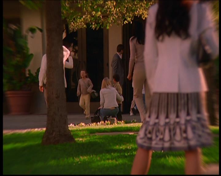 Charmed-Online-dot-710WitchnessProtection1870.jpg