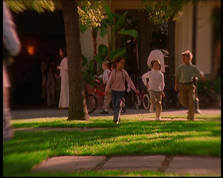Charmed-Online-dot-710WitchnessProtection1877.jpg