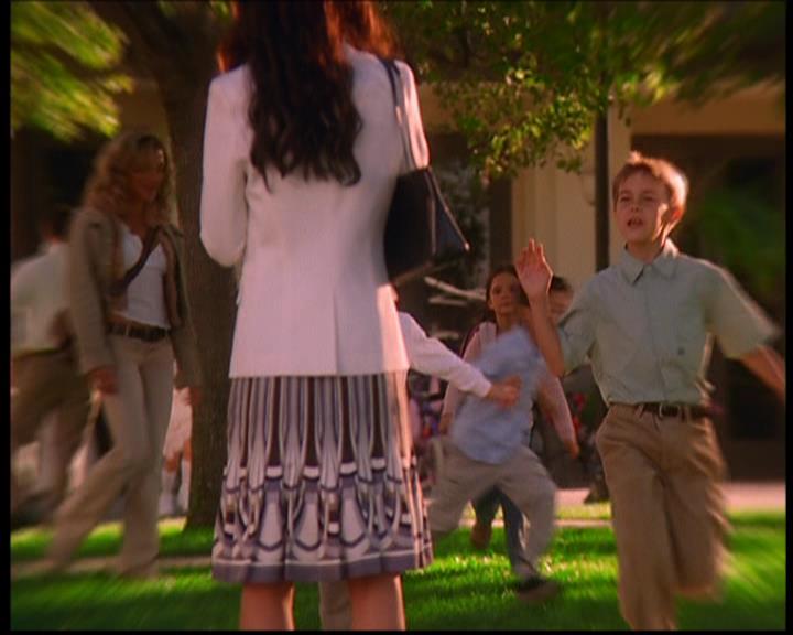 Charmed-Online-dot-710WitchnessProtection1881.jpg