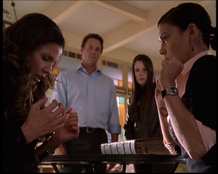 Charmed-Online-dot-710WitchnessProtection1933.jpg