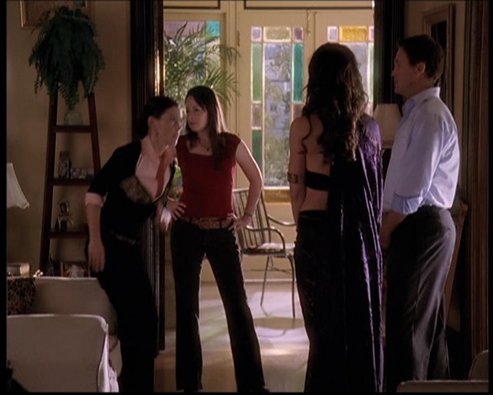 Charmed-Online-dot-710WitchnessProtection2056.jpg