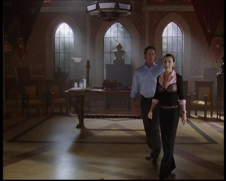 Charmed-Online-dot-710WitchnessProtection2090.jpg