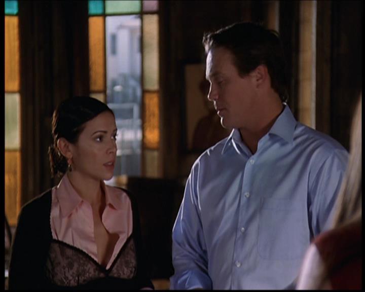 Charmed-Online-dot-710WitchnessProtection2331.jpg