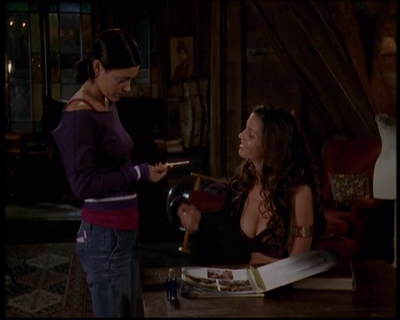 Charmed-Online-dot-710WitchnessProtection1238.jpg