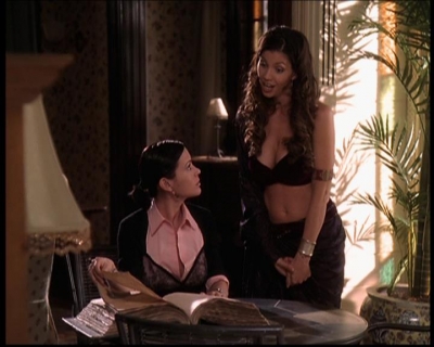 Charmed-Online-dot-710WitchnessProtection1759.jpg