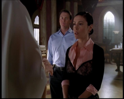 Charmed-Online-dot-710WitchnessProtection2129.jpg