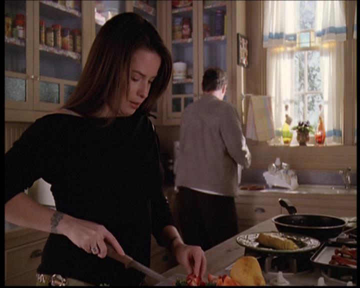 Charmed-Online-dot-711OrdinaryWitches0015.jpg