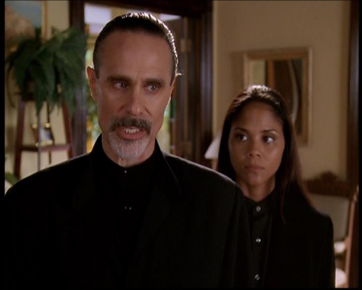 Charmed-Online-dot-711OrdinaryWitches0127.jpg