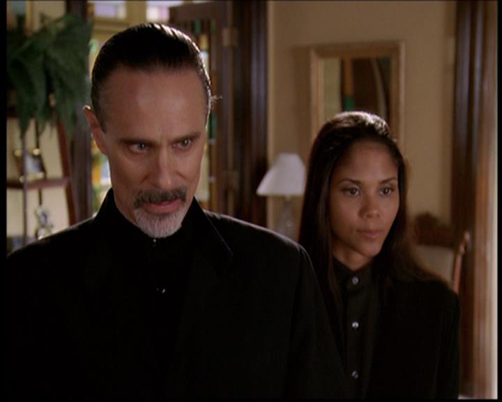 Charmed-Online-dot-711OrdinaryWitches0144.jpg