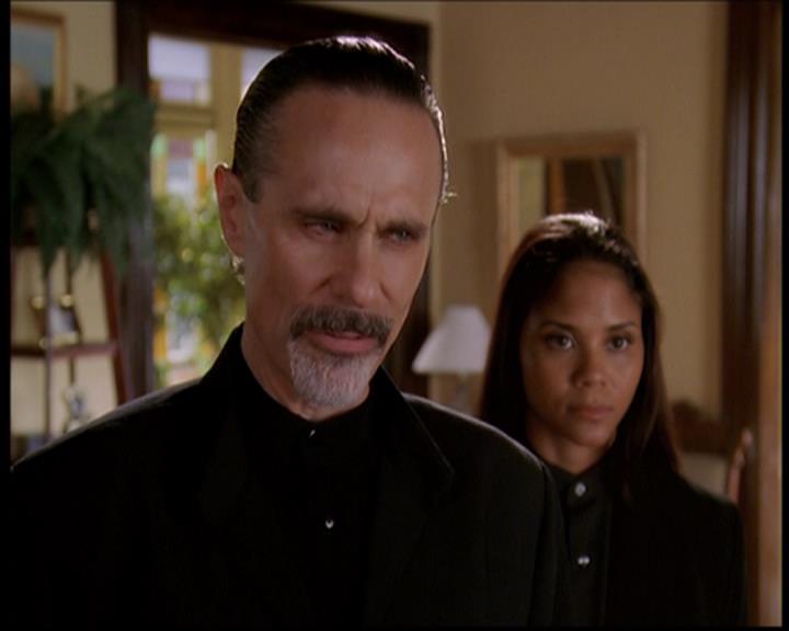 Charmed-Online-dot-711OrdinaryWitches0178.jpg