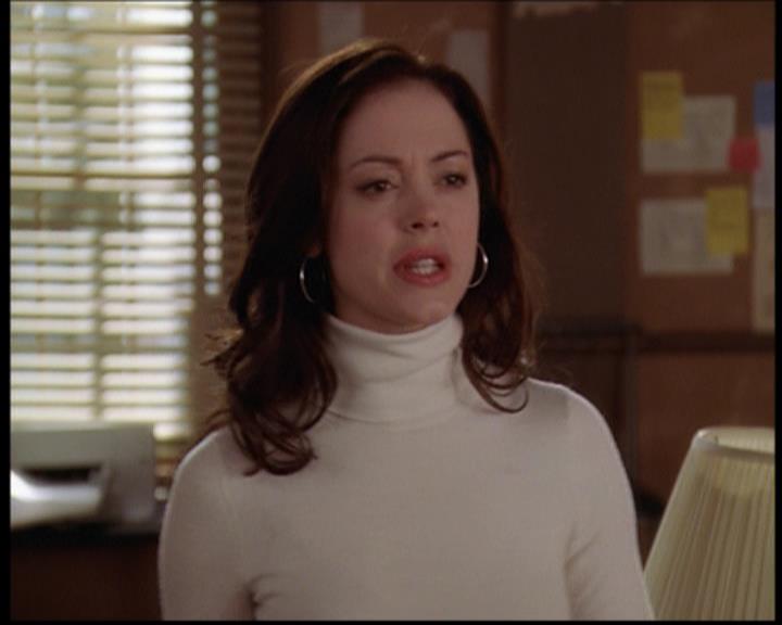 Charmed-Online-dot-711OrdinaryWitches0499.jpg Charmed-Online-dot-711OrdinaryWitches0499.jpg