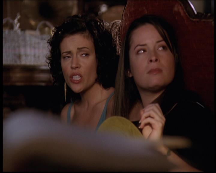 Charmed-Online-dot-711OrdinaryWitches0840.jpg