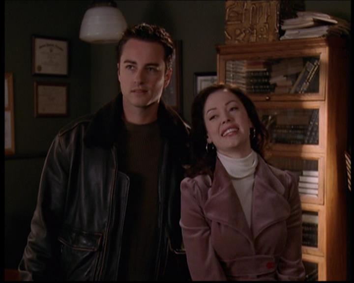 Charmed-Online-dot-711OrdinaryWitches1036.jpg Charmed-Online-dot-711OrdinaryWitches1036.jpg