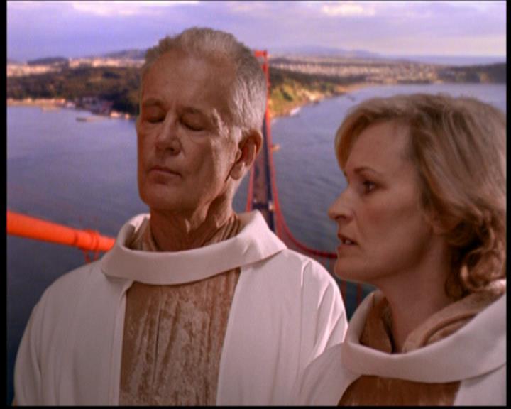 Charmed-Online-dot-711OrdinaryWitches1313.jpg Charmed-Online-dot-711OrdinaryWitches1313.jpg