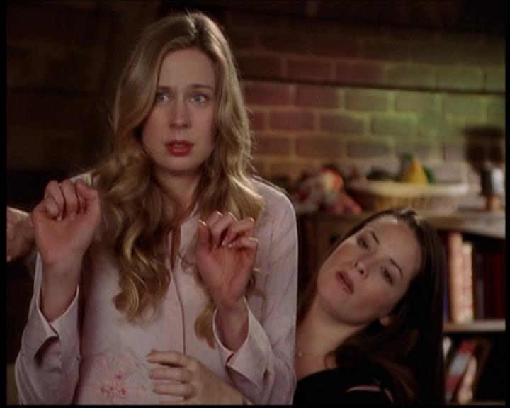 Charmed-Online-dot-711OrdinaryWitches1359.jpg