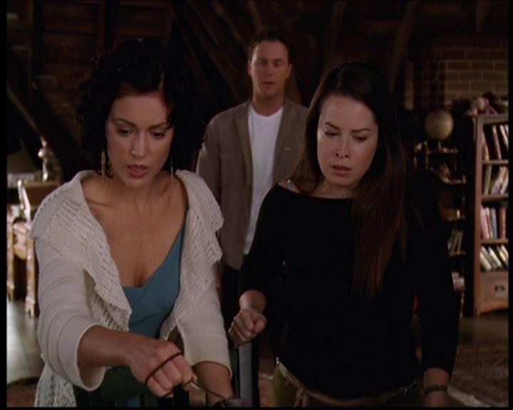 Charmed-Online-dot-711OrdinaryWitches1629.jpg