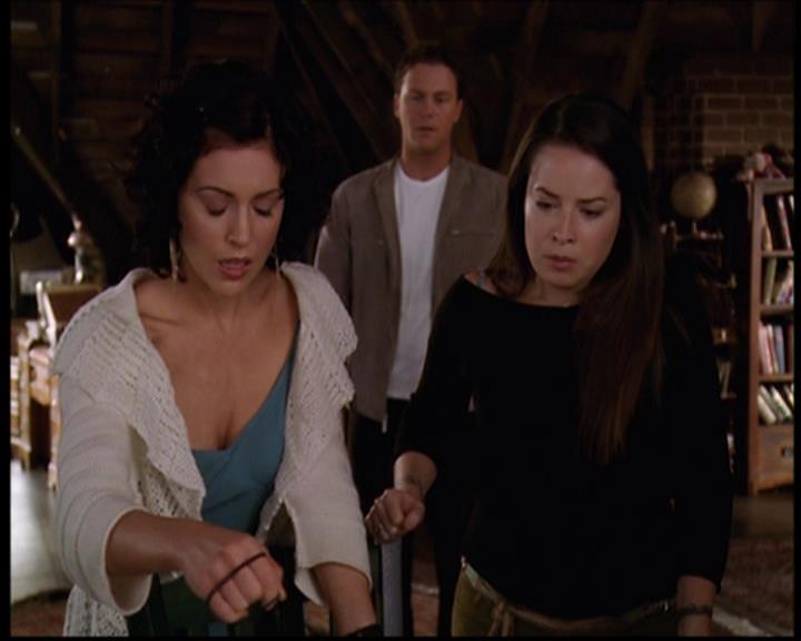 Charmed-Online-dot-711OrdinaryWitches1630.jpg