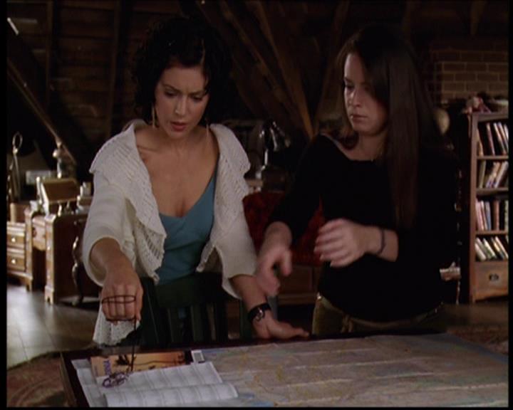 Charmed-Online-dot-711OrdinaryWitches1647.jpg