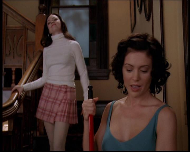 Charmed-Online-dot-711OrdinaryWitches2230.jpg