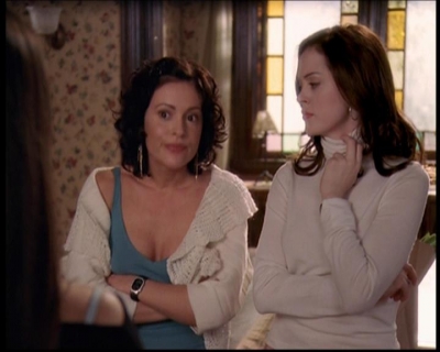 Charmed-Online-dot-711OrdinaryWitches0370.jpg