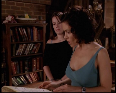 Charmed-Online-dot-711OrdinaryWitches0781.jpg