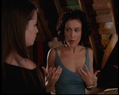 Charmed-Online-dot-711OrdinaryWitches0785.jpg