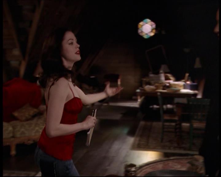 Charmed-Online-dot-712ExtremeHomeMakeoverWorldEdition0053.jpg