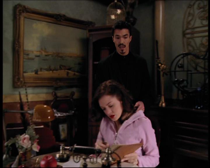 Charmed-Online-dot-712ExtremeHomeMakeoverWorldEdition0407.jpg