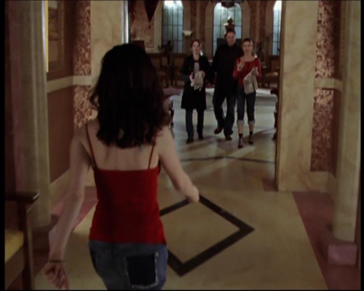 Charmed-Online-dot-712ExtremeHomeMakeoverWorldEdition0476.jpg