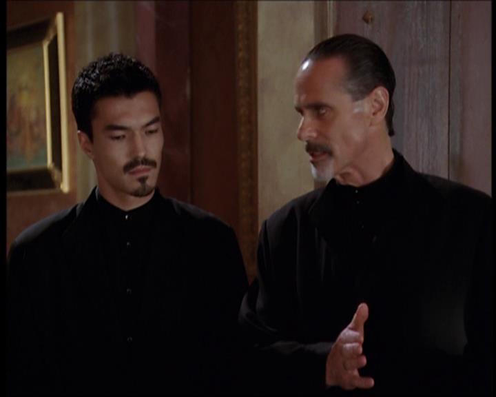 Charmed-Online-dot-712ExtremeHomeMakeoverWorldEdition0528.jpg