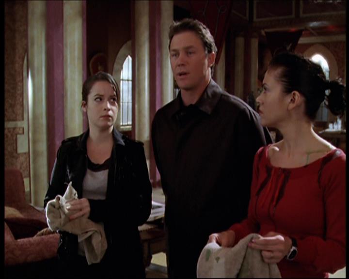 Charmed-Online-dot-712ExtremeHomeMakeoverWorldEdition0531.jpg