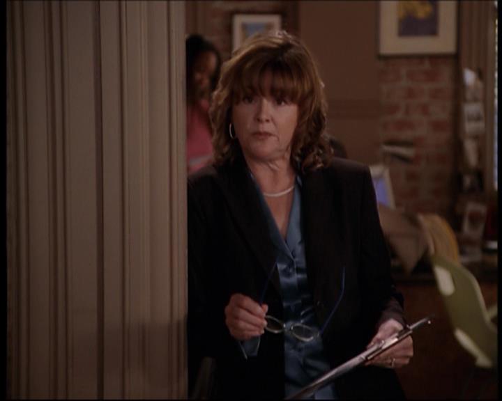 Charmed-Online-dot-712ExtremeHomeMakeoverWorldEdition0640.jpg