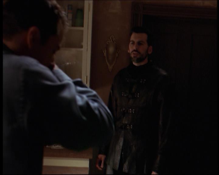 Charmed-Online-dot-712ExtremeHomeMakeoverWorldEdition1104.jpg