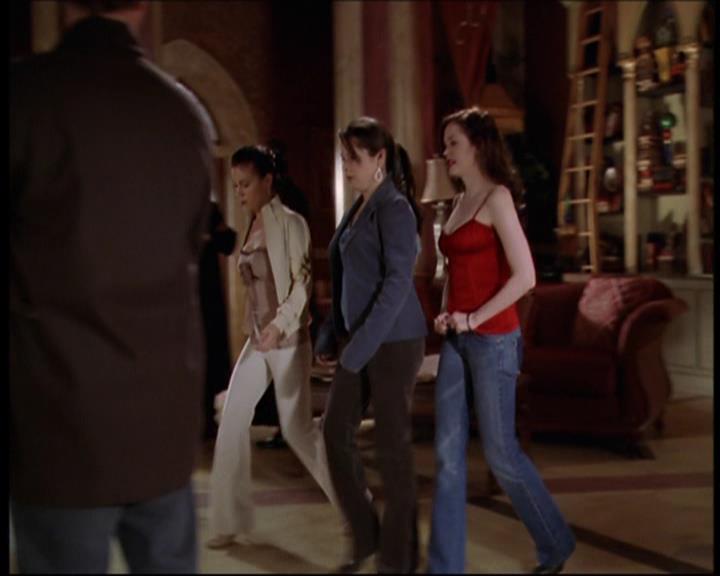 Charmed-Online-dot-712ExtremeHomeMakeoverWorldEdition1247.jpg