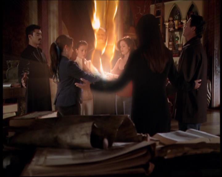 Charmed-Online-dot-712ExtremeHomeMakeoverWorldEdition1332.jpg