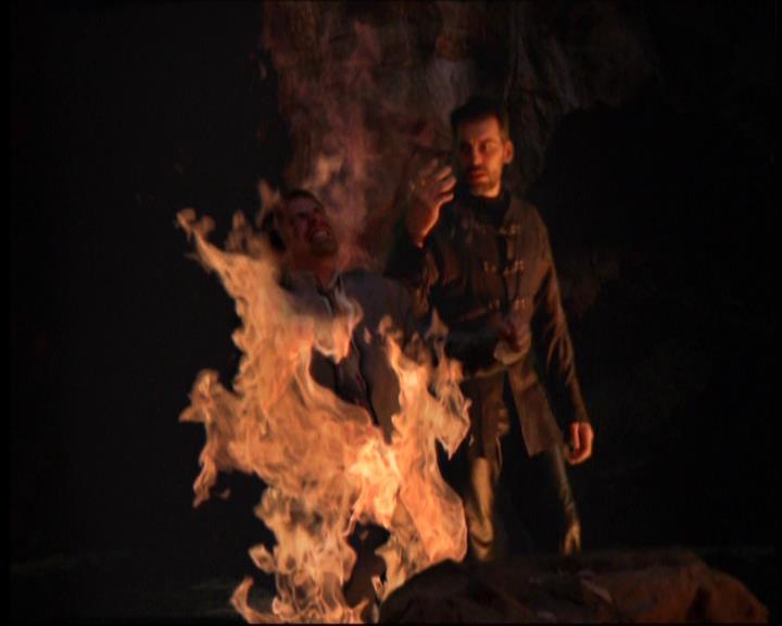 Charmed-Online-dot-712ExtremeHomeMakeoverWorldEdition1512.jpg
