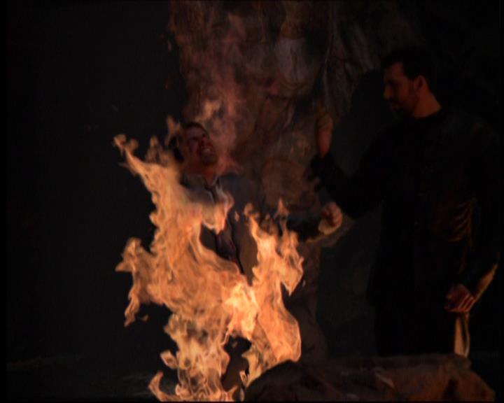 Charmed-Online-dot-712ExtremeHomeMakeoverWorldEdition1514.jpg