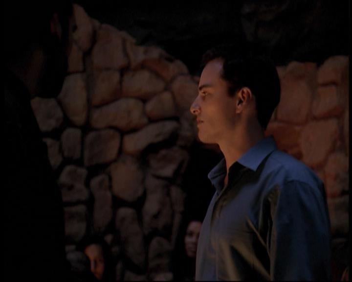 Charmed-Online-dot-712ExtremeHomeMakeoverWorldEdition1554.jpg