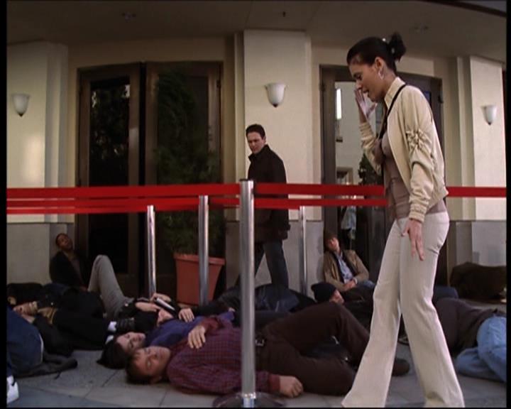 Charmed-Online-dot-712ExtremeHomeMakeoverWorldEdition1651.jpg