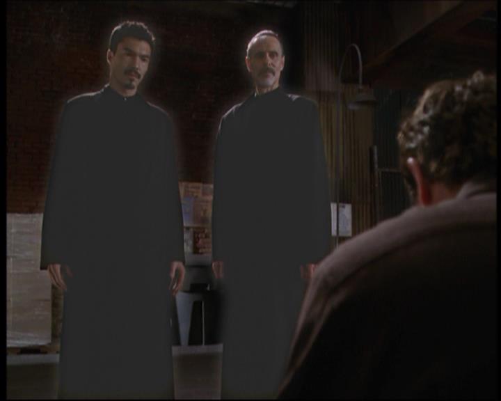 Charmed-Online-dot-712ExtremeHomeMakeoverWorldEdition2022.jpg